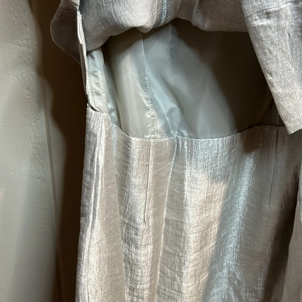 Jessica Howard Silver Dress w Beadwork - Picture 5 of 8